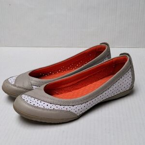 Clarks Privo Leather White Perforated Comfort Ballet Flats Size 8